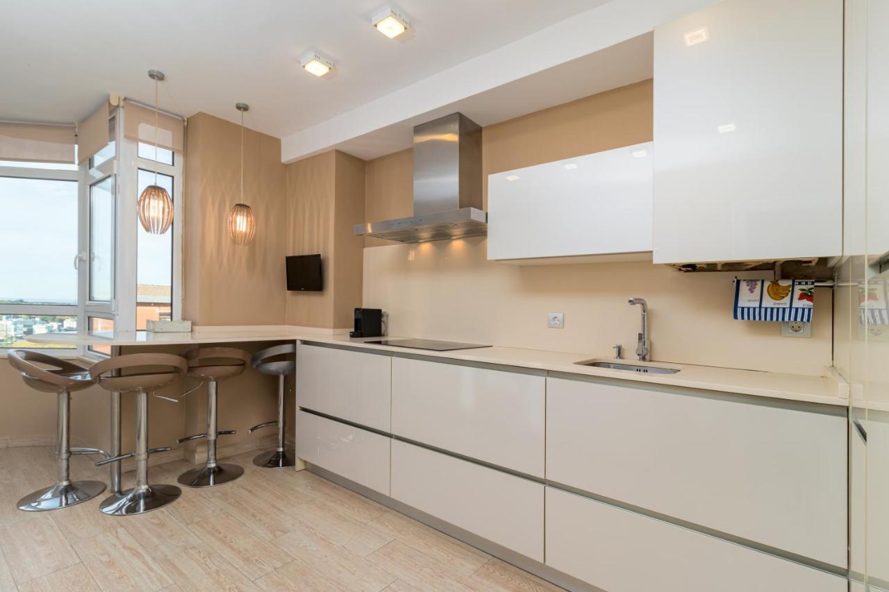 Apartamento Luminoso Cerca Playa Sardinero Con Parking Privado ซานตานเดร์ ภายนอก รูปภาพ
