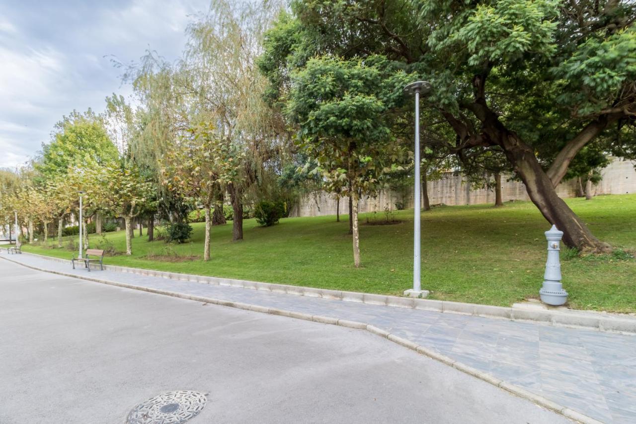 Apartamento Luminoso Cerca Playa Sardinero Con Parking Privado ซานตานเดร์ ภายนอก รูปภาพ